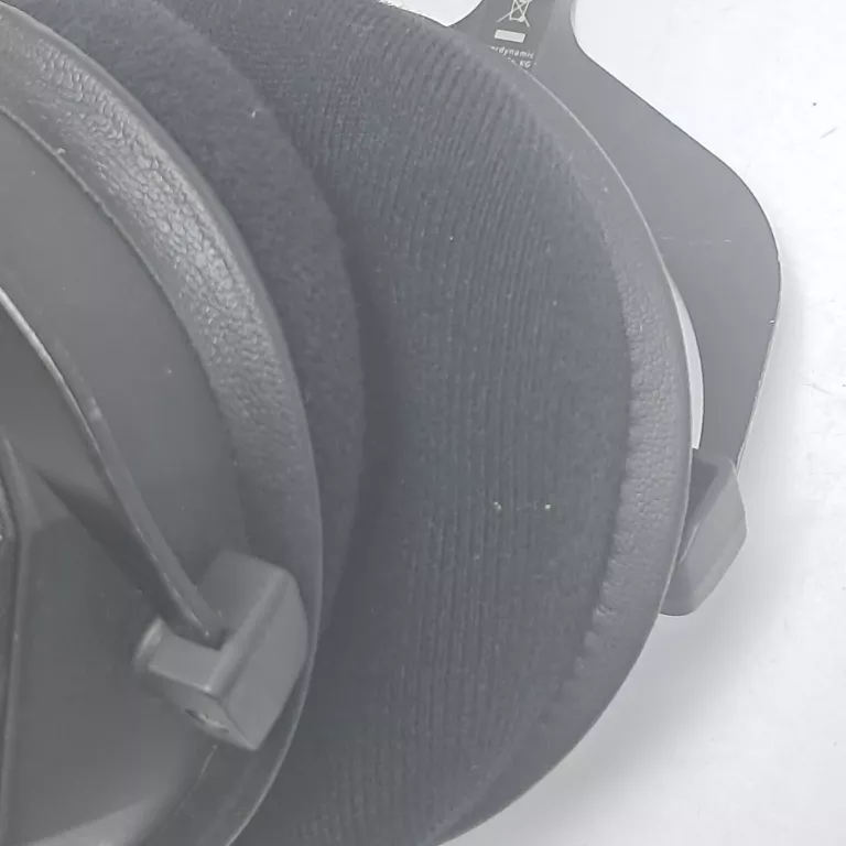 sluchawki-beyerdynamic-mmx-300bn-kod-producenta-730670-1