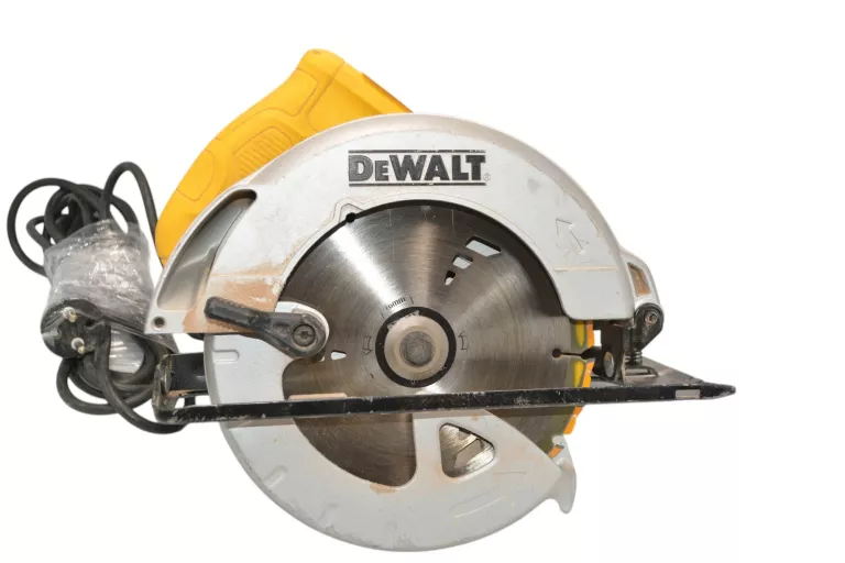 PILARKA TARCZOWA DEWALT DWE560