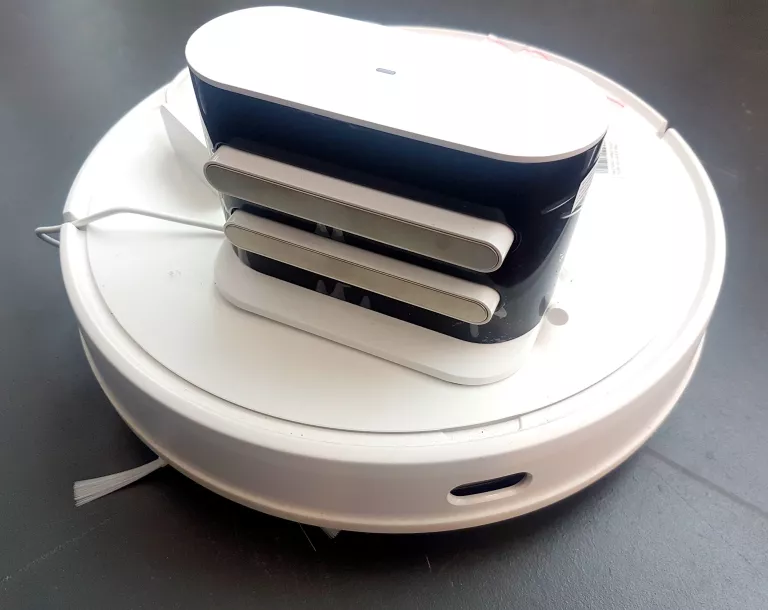 ROBOT SPRZĄTAJĄCY XIAOMI VACUUM S10 BIAŁY + ŁAD GW