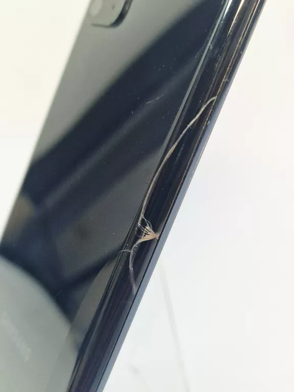 smartfon-samsung-galaxy-s20-12-gb-128-gb-5g-czarny-pekniecia-stan-11323-2