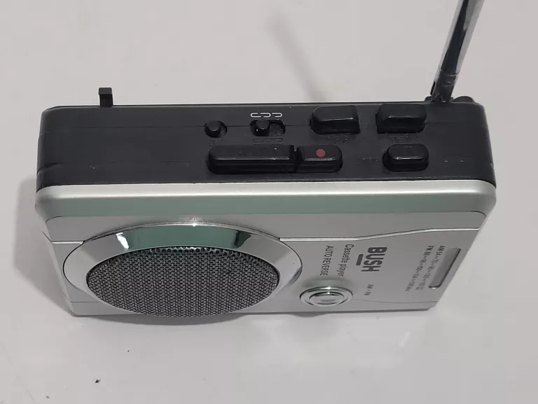 WALKMAN ODTWARZACZ KASET RADIO PRZENOŚNE Z GŁOŚNIKIEM BUSH MODEL BR630