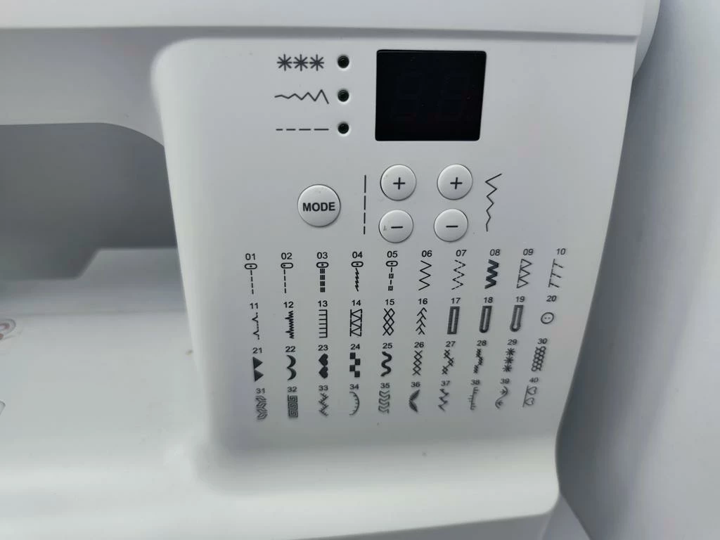 maszyna-do-szycia-singer-symphonie-vi-40-programow-ean-gtin-5907056912613