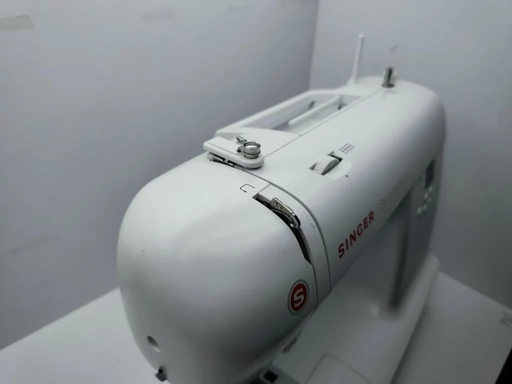 maszyna-do-szycia-singer-symphonie-vi-40-programow-kolor-dominujacy-129357-2