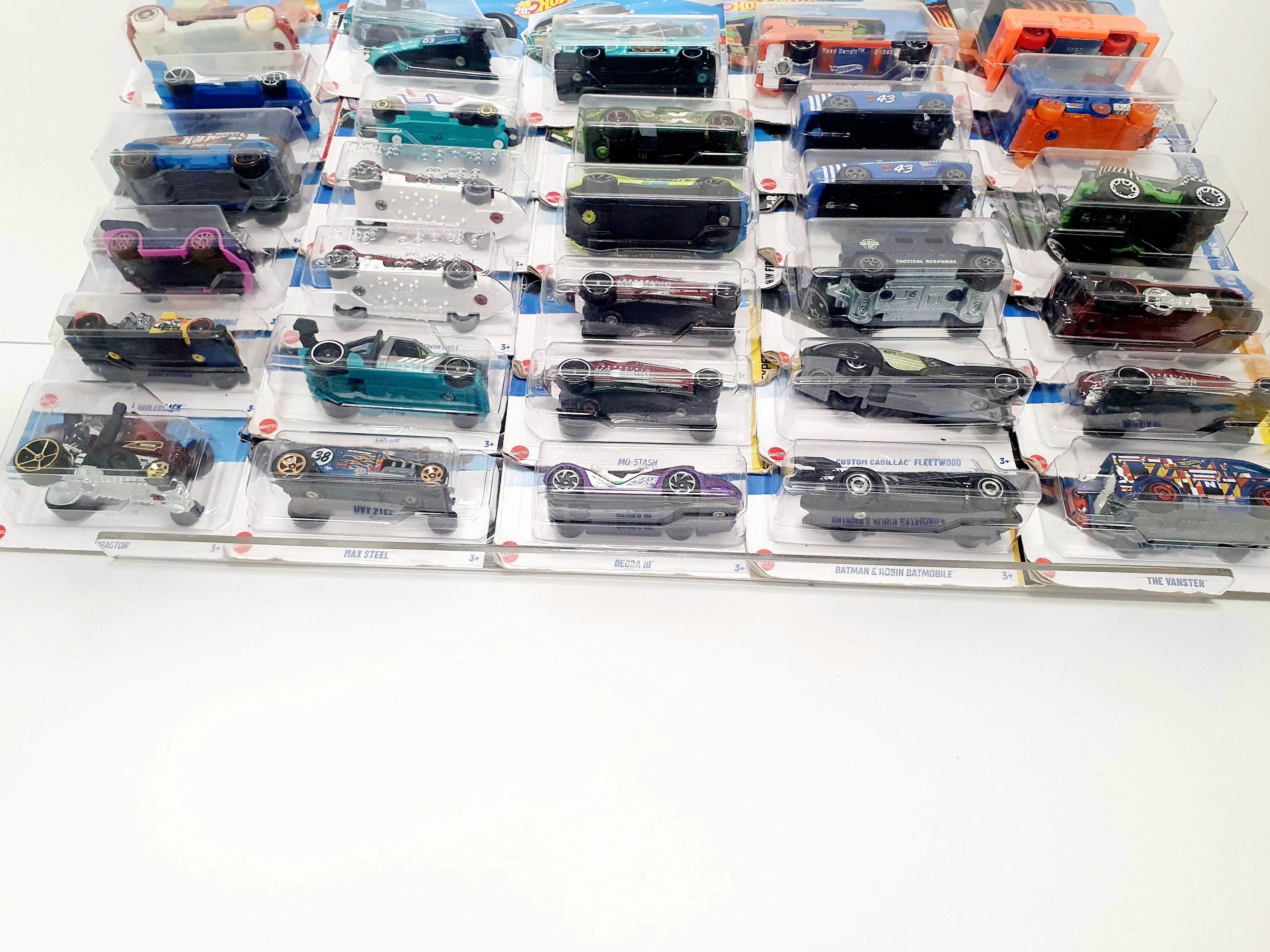 samochod-hot-wheels-ean-gtin-0074299057854