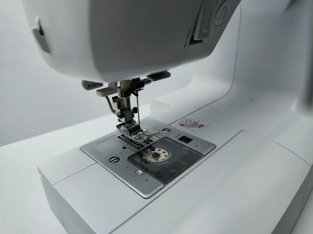 maszyna-do-szycia-singer-symphonie-vi-40-programow-kod-producenta-7140