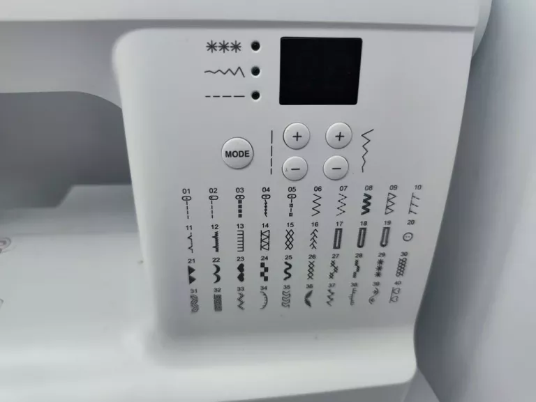 maszyna-do-szycia-singer-symphonie-vi-40-programow-ean-gtin-5907056912613