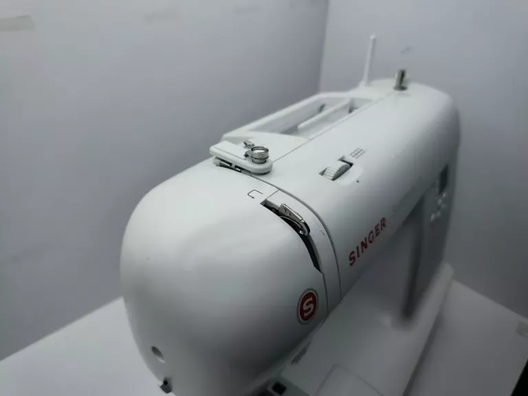 maszyna-do-szycia-singer-symphonie-vi-40-programow-kolor-dominujacy-129357-2