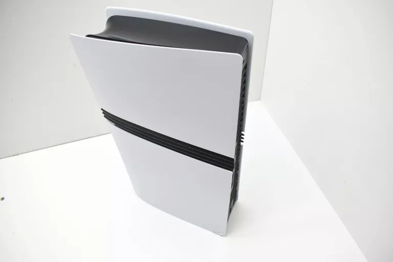 KONSOLA PS5 PRO