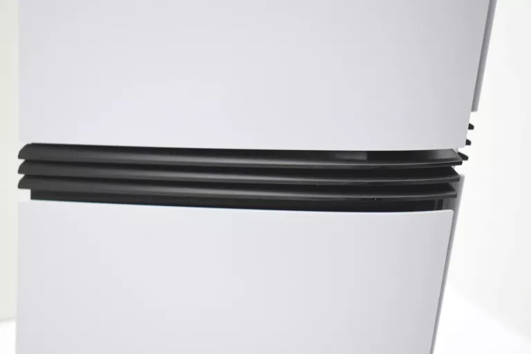 KONSOLA PS5 PRO