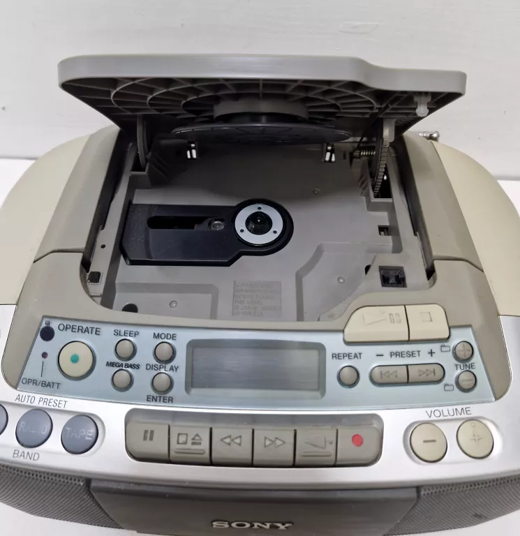 RADIO MAGNETOFON SIECIOWE FM CD SONY CFD-S03CP