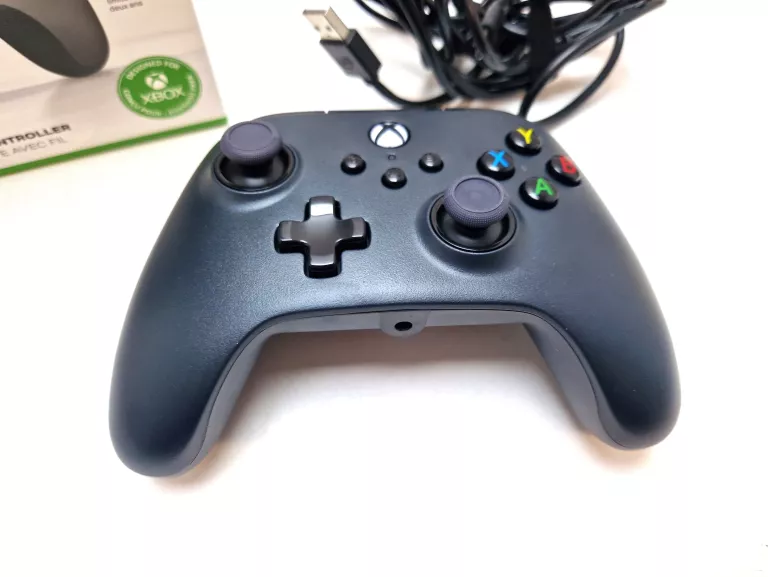 powera-pad-przewodowy-x-s-xbox-one-czarny-ean-gtin-0617885021244