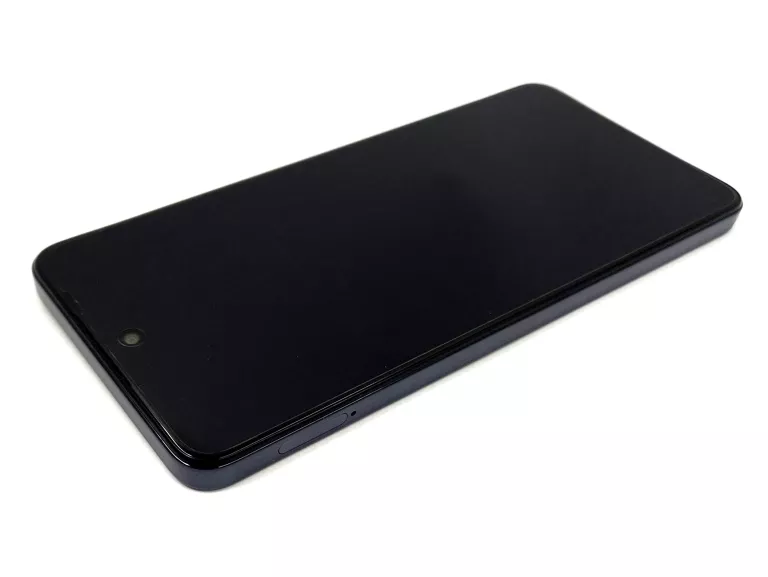 OPPO A80 - 8GB / 256GB