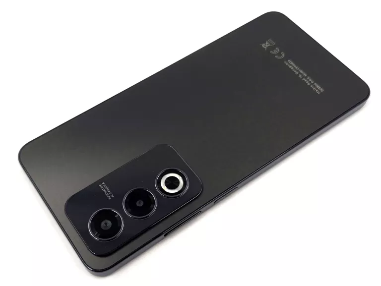 OPPO A80 - 8GB / 256GB