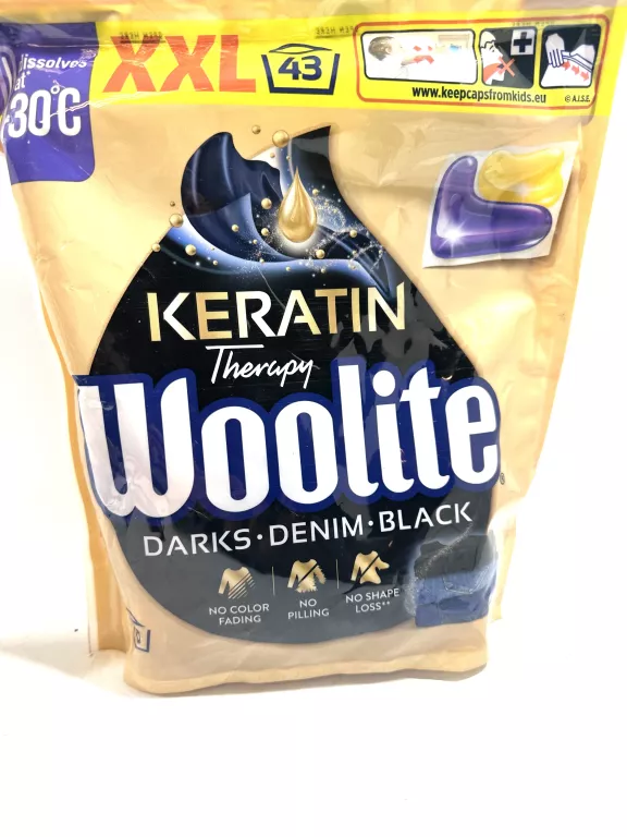 WOOLITE KAPSUŁKI Z KERATYNĄ DO PRANIA CZARNE UBRANIA 43 SZT.