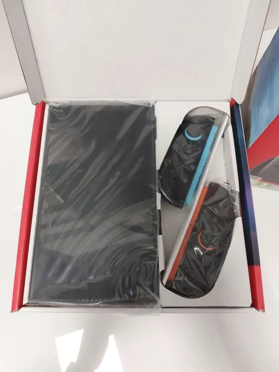 KONSOLA NINTENDO SWITCH 2 CZARNY + MARIO KART WORLD KOMPLET