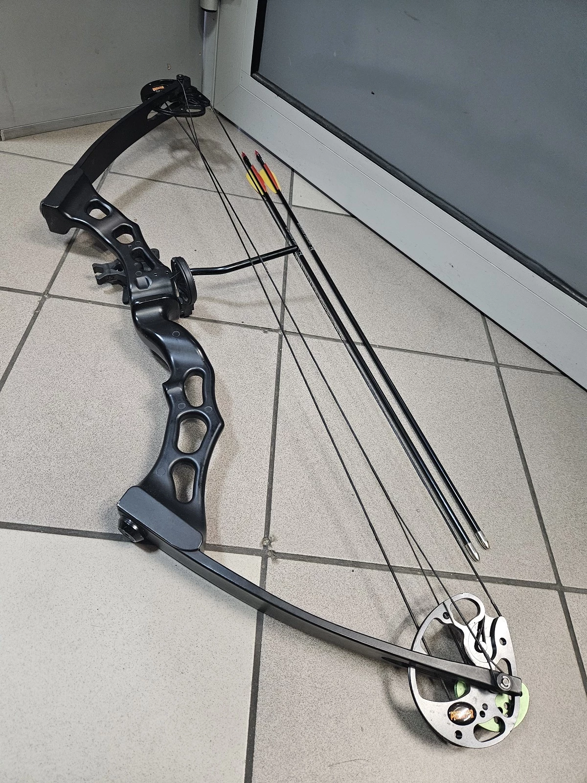 luk-bloczkowy-poe-lang-predator-2-strzaly-ean-gtin-5905309693890