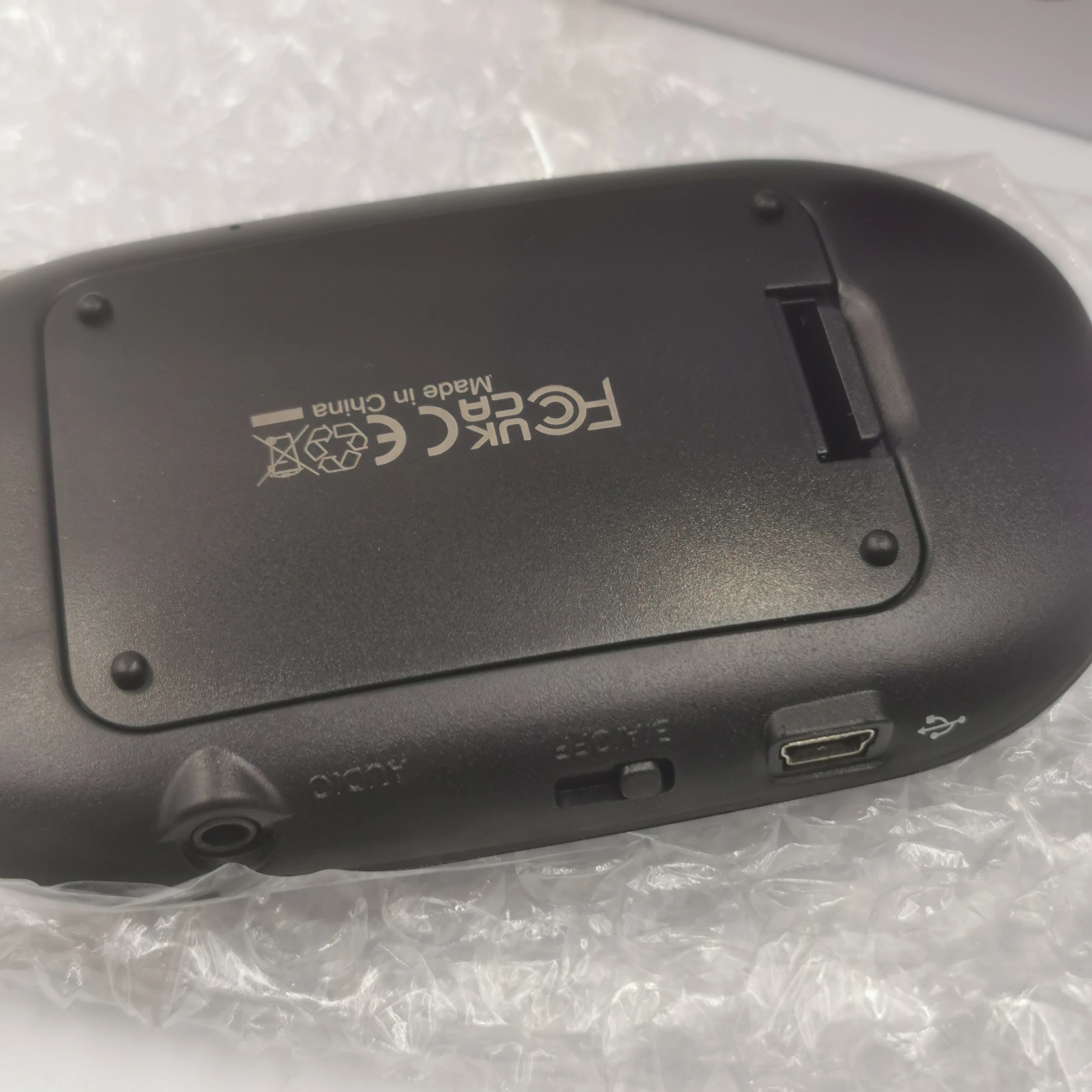 sluchawki-nauszne-radiowe-in608-at-warto-transmisja-sygnalu-203713-217793