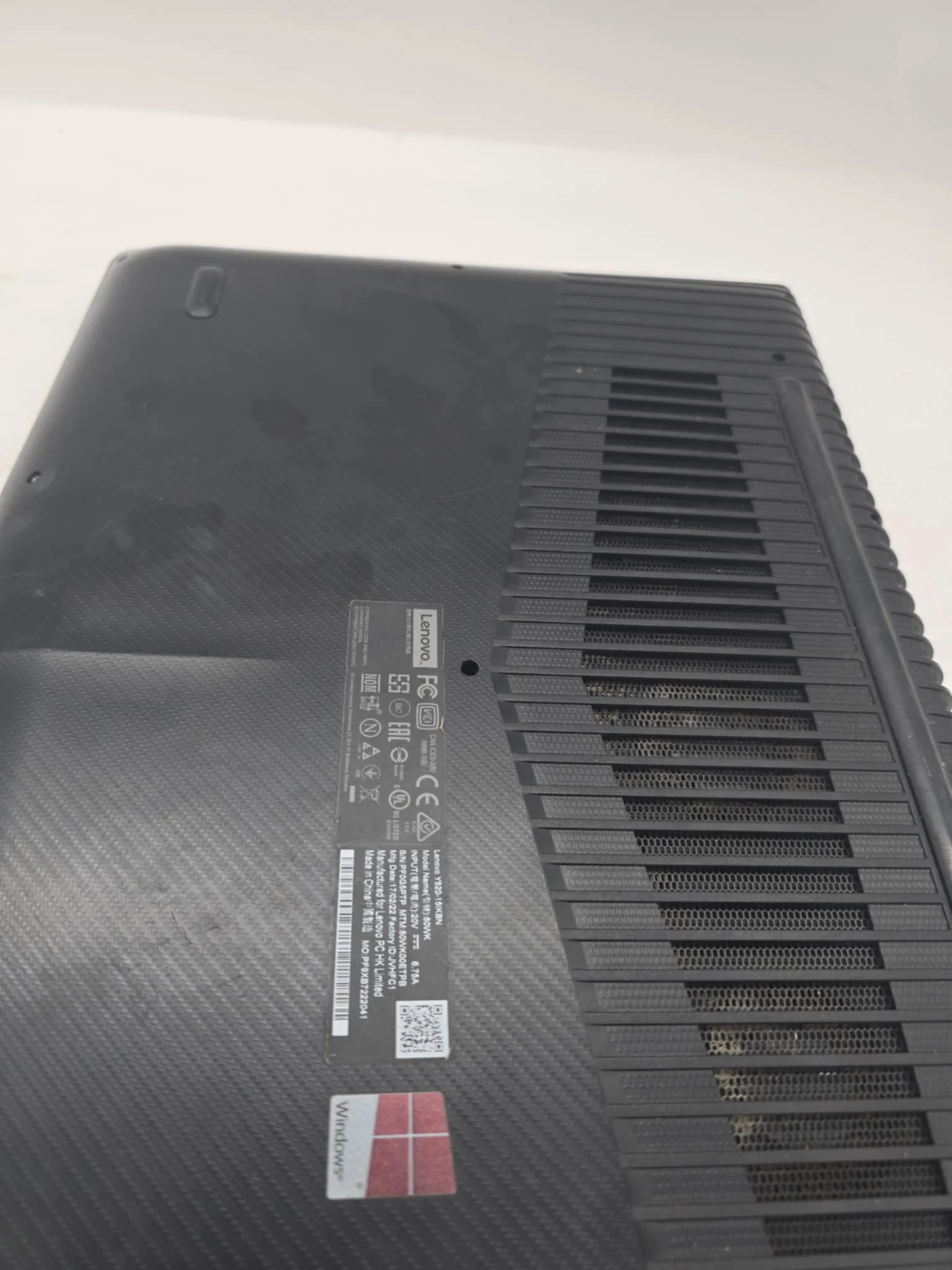 laptop-lenovo-legion-y520-i7-256gb-windows-10-stan-11323-2