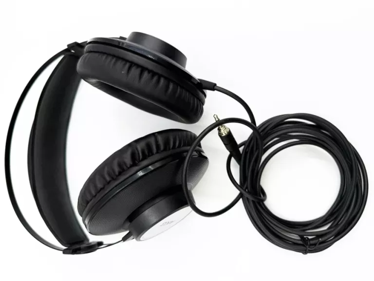 SŁUCHAWKI PRZEWODOWE AKG K72