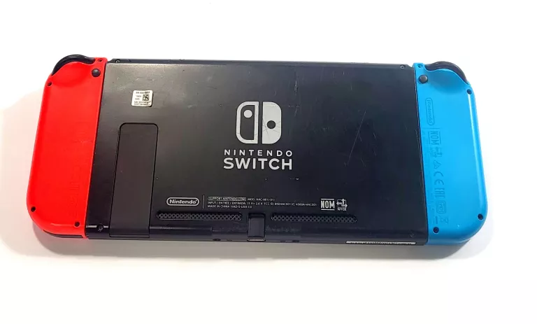 KONSOLA NINTENDO SWITCH HAC-001(-01) AKCESORIA + GRY
