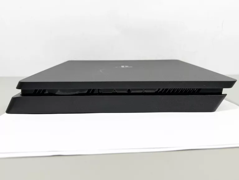 KONSOLA SONY PLAYSTATION 4 SLIM 500GB + PAD OKAZJA