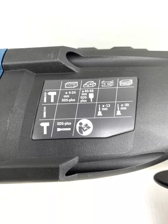 MŁOTOWIERTARKA BOSCH GBH 240 SDS PLUS 790 W