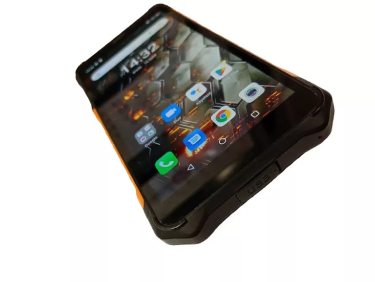 TELEFON HAMMER IRON 3 3GB/32GB