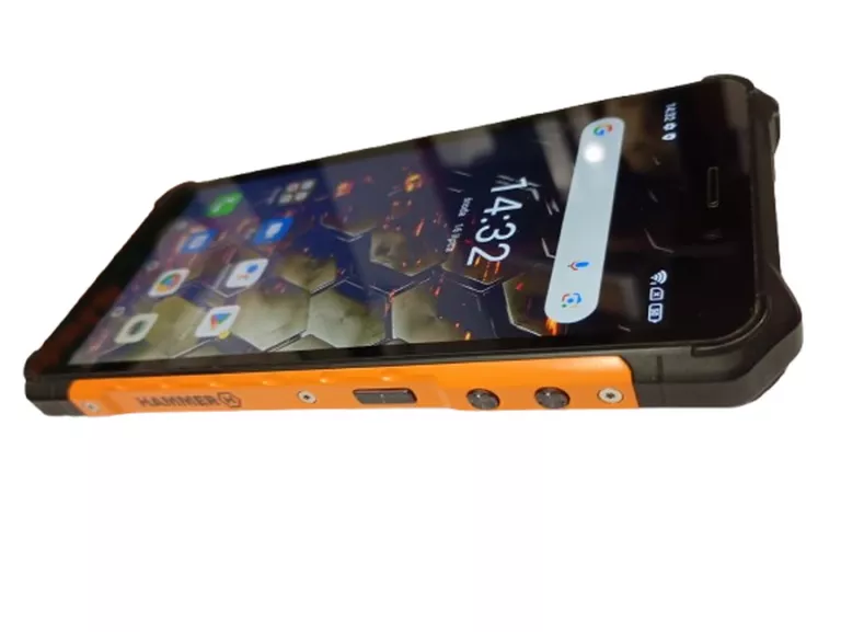 TELEFON HAMMER IRON 3 3GB/32GB