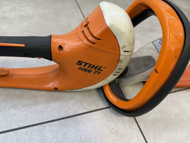 NOŻYCE DO ŻYWOPŁOTÓW STIHL HSE 71