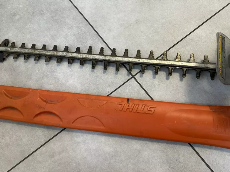 NOŻYCE DO ŻYWOPŁOTÓW STIHL HSE 71