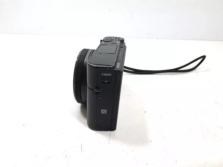 APARAT SONY CYBER-SHOT DSC-RX100 IV ETUI