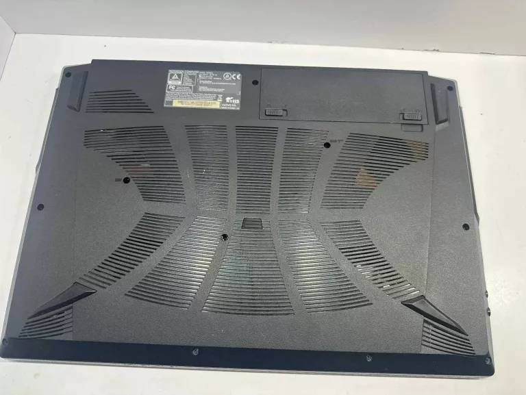 LAPTOP DREAM MACHINES I510 GEN GTX 1660 TI