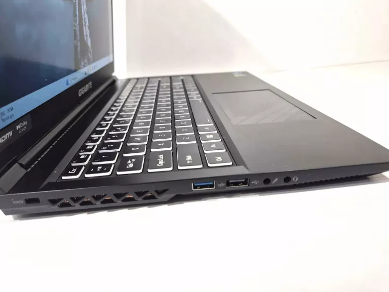 GIGABYTE G5 I7/16GB/512SSD/RTX4050