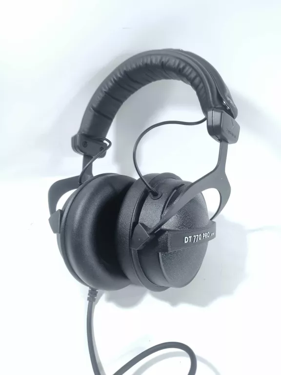 SŁUCHAWKI BEYERDYNAMIC DT770 PRO 32OHM