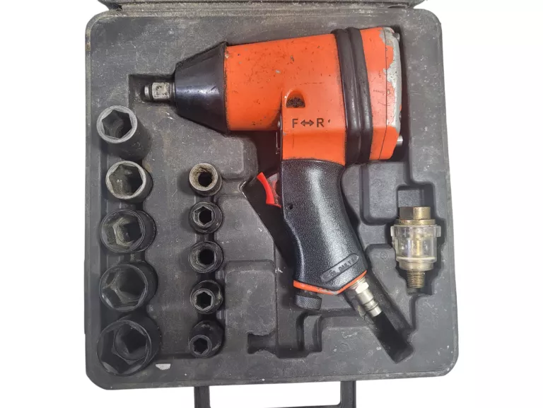 KLUCZ PNEUMATYCZNY BLACK + DECKER 160158XBND