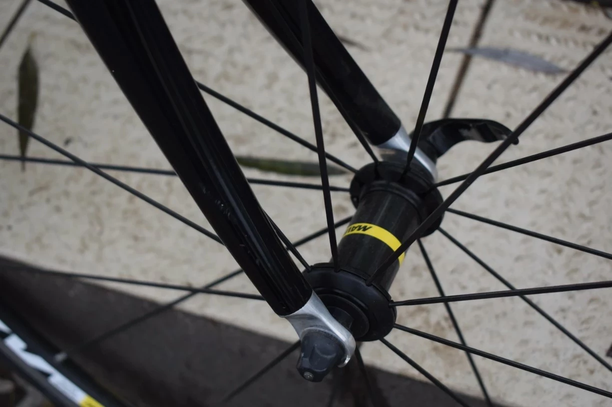 rower-szosowy-isaac-pascal-osprzet-shimano-105-kod-producenta-pascal