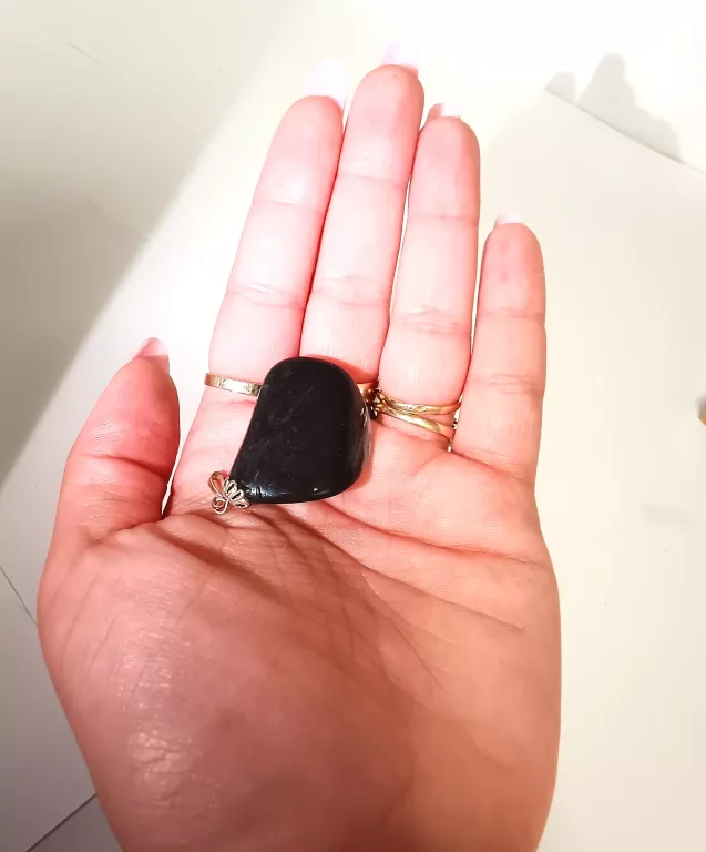 srebrna-zawieszka-z-kamieniem-czarnym-925-rodzaj-2205-16