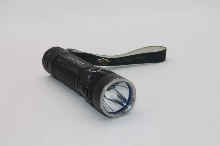 LATARKA OLIGHT R40 SEEKER