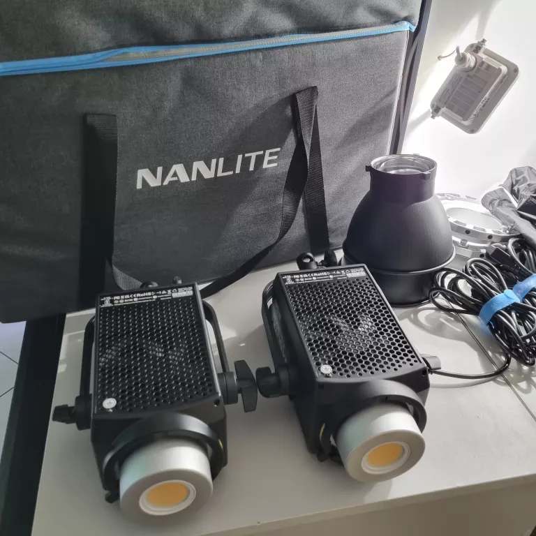 ZESTAW STUDYJNY NANLITE FS-300B BI-COLOR 2 LIGHT KIT