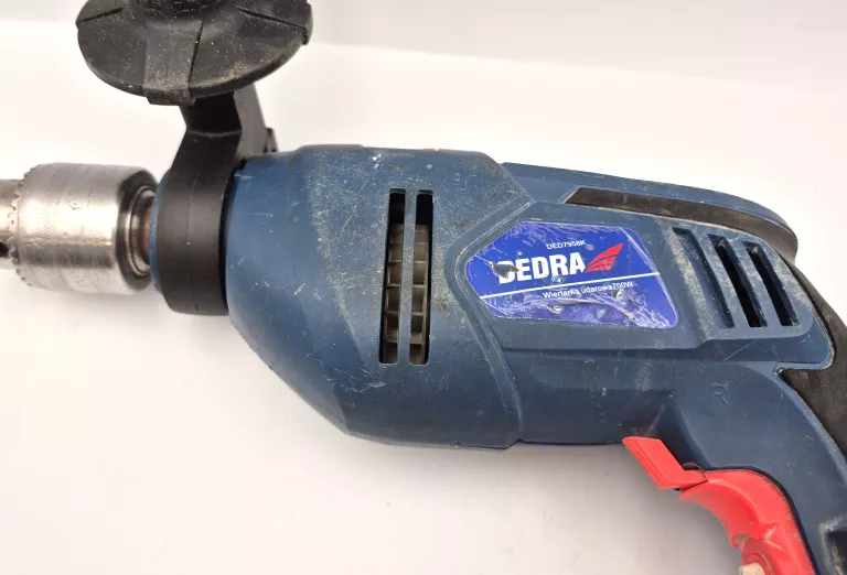 DEDRA WIERTARKA UDAROWA 700W DED7958K