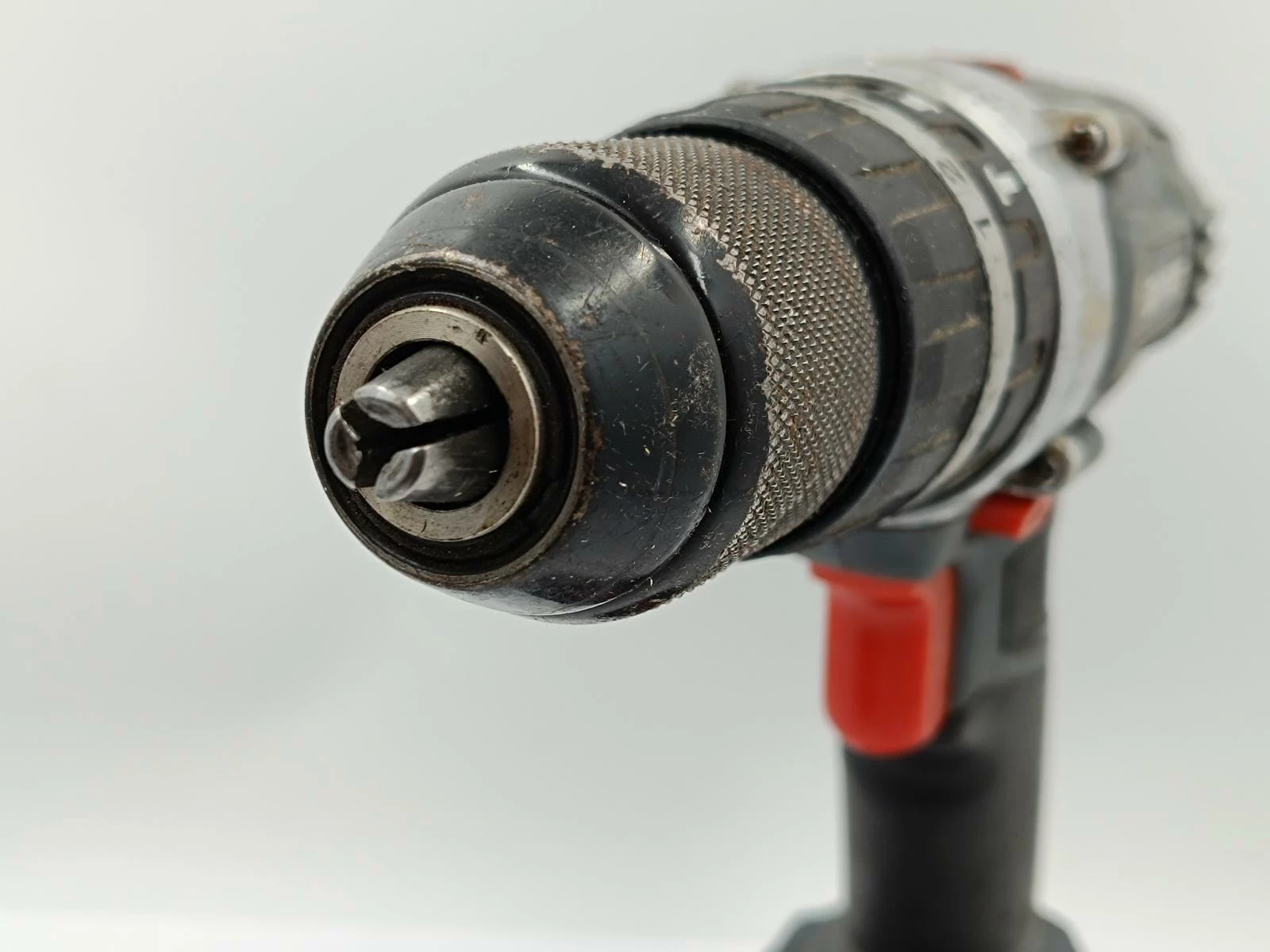 wkretarka-graphite-58g010-akumulator-4ah-ladowarka-napiecie-v-128551-6