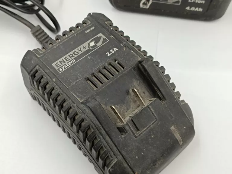 wkretarka-graphite-58g010-akumulator-4ah-ladowarka-zasilanie-209202-1769478