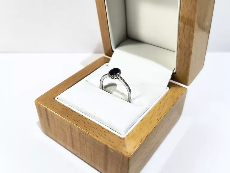 ZŁOTY PIERŚCIONEK DIAMENT 0.15CT P375 1,28G R15