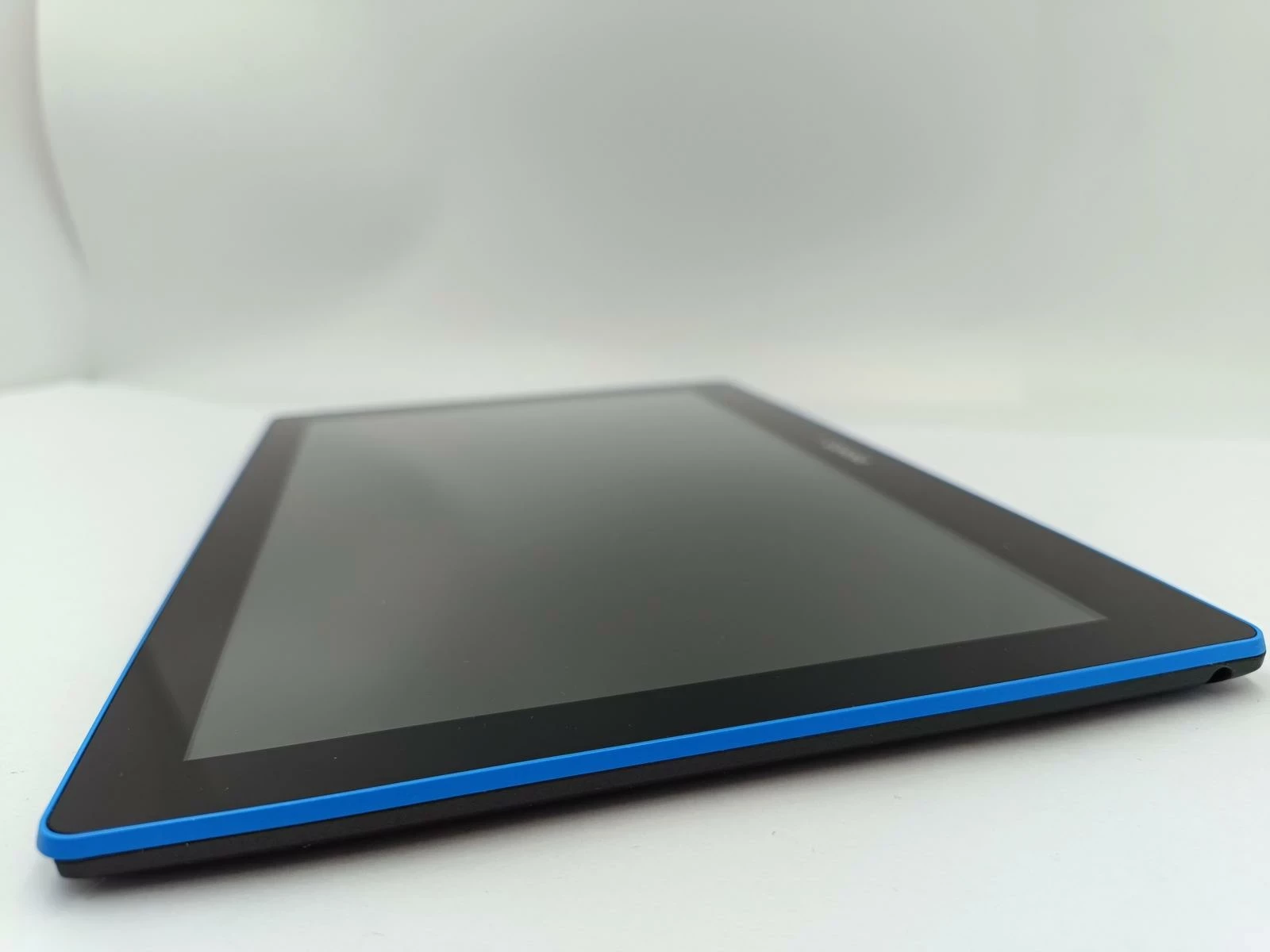 tablet-lenovo-tab-a10-etui-kod-producenta-tb2-x30f