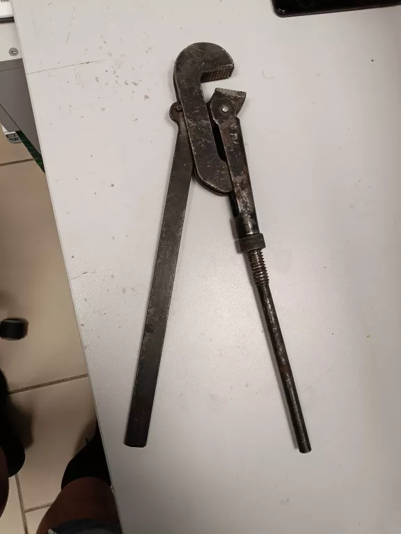 KLUCZ NASTAWNY DO RUR 40 CM