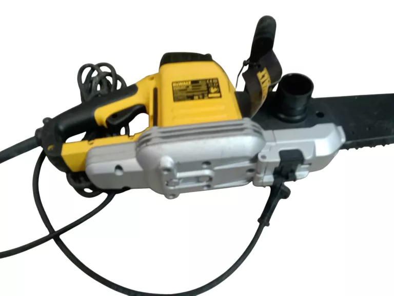 PIŁA DO PUSTAKÓW DEWALT DWE397
