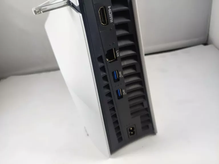 KONSOLA SONY PS5 SLIM 1TB PAD KARTON