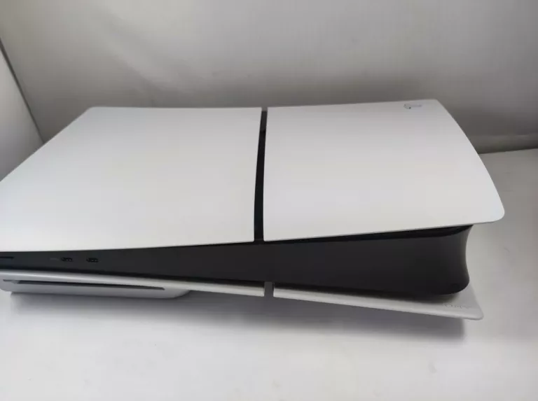 KONSOLA SONY PS5 SLIM 1TB PAD KARTON