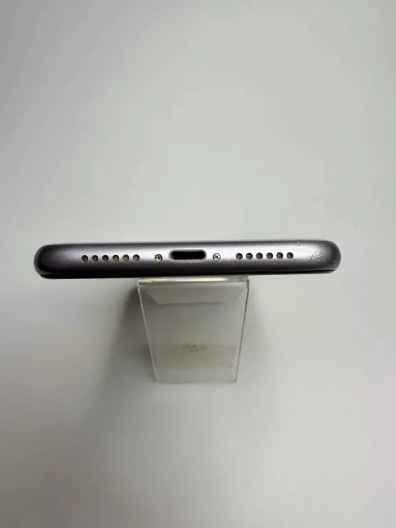 SMARTFON APPLE IPHONE 11 4/64GB