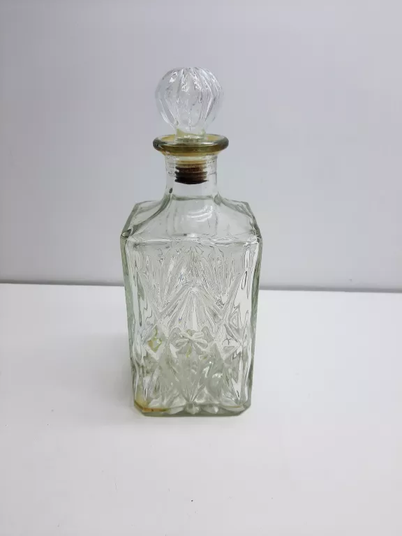 STYLOWA KARAFKA DO WHISKY